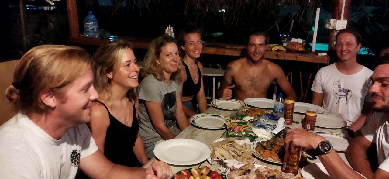 Surf Gangs Arugambay Hotel Arugam Bay Kültér fotó